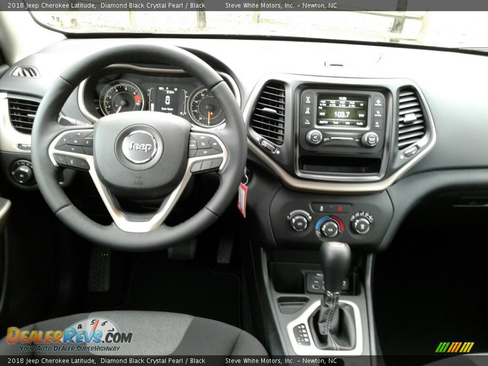 2018 Jeep Cherokee Latitude Diamond Black Crystal Pearl / Black Photo #16