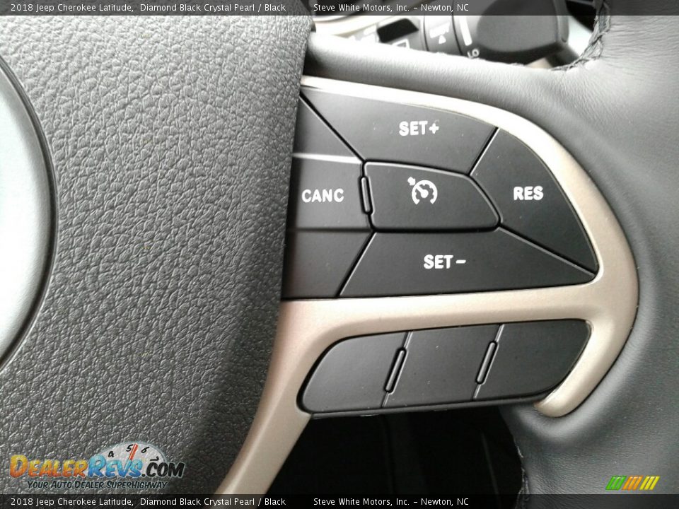 2018 Jeep Cherokee Latitude Diamond Black Crystal Pearl / Black Photo #18
