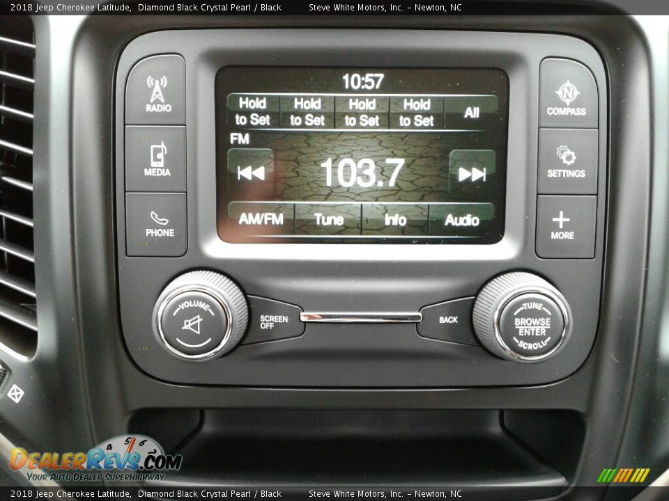 2018 Jeep Cherokee Latitude Diamond Black Crystal Pearl / Black Photo #21