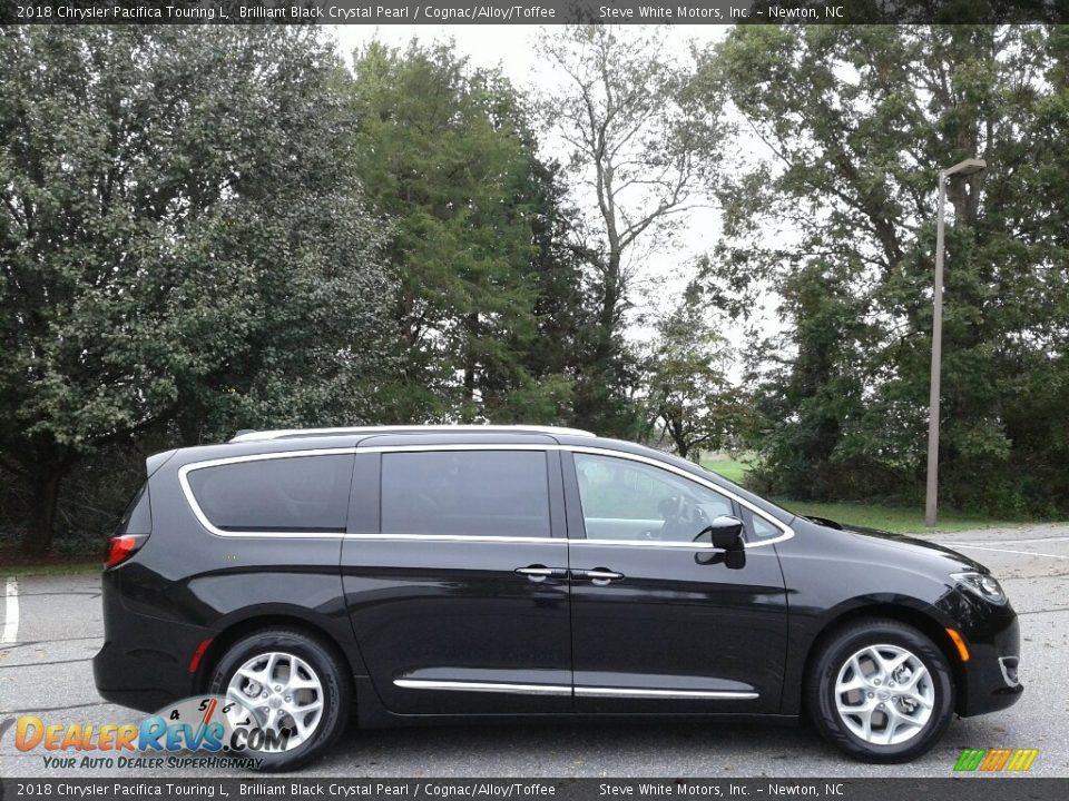 Brilliant Black Crystal Pearl 2018 Chrysler Pacifica Touring L Photo #5