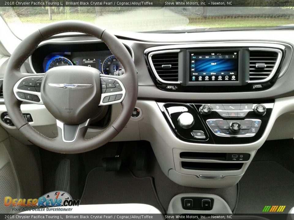 Dashboard of 2018 Chrysler Pacifica Touring L Photo #19