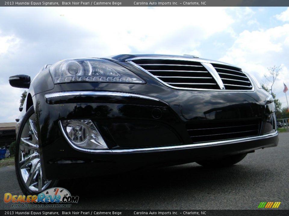 2013 Hyundai Equus Signature Black Noir Pearl / Cashmere Beige Photo #1