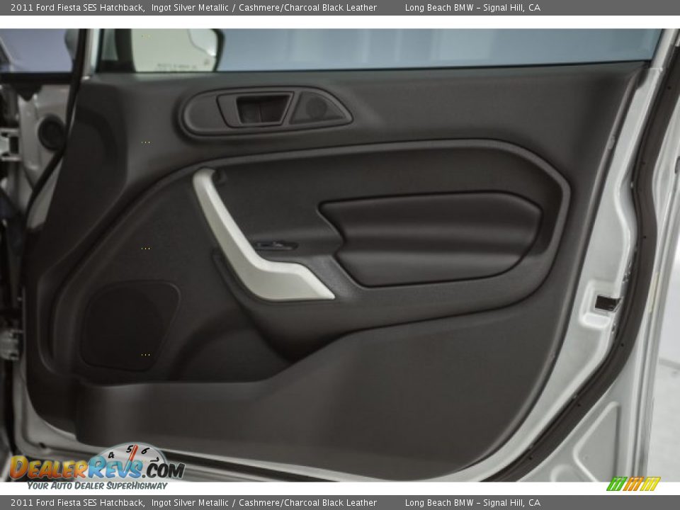 2011 Ford Fiesta SES Hatchback Ingot Silver Metallic / Cashmere/Charcoal Black Leather Photo #22