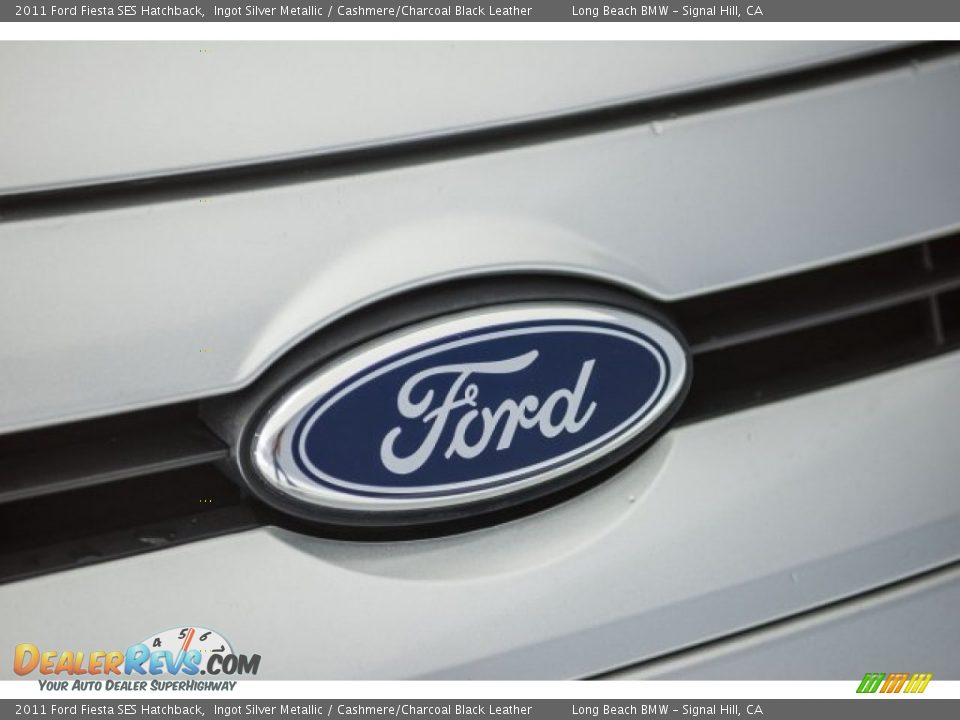 2011 Ford Fiesta SES Hatchback Ingot Silver Metallic / Cashmere/Charcoal Black Leather Photo #25