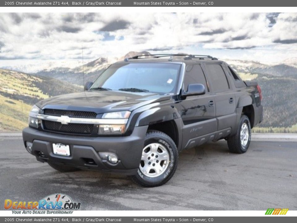 2005 Chevrolet Avalanche Z71 4x4 Black / Gray/Dark Charcoal Photo #5