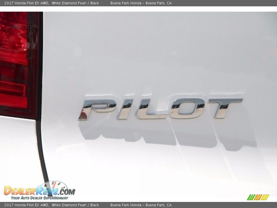 2017 Honda Pilot EX AWD White Diamond Pearl / Black Photo #3