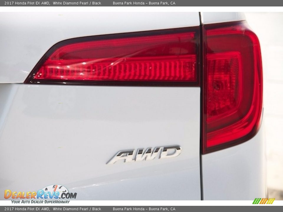 2017 Honda Pilot EX AWD White Diamond Pearl / Black Photo #4
