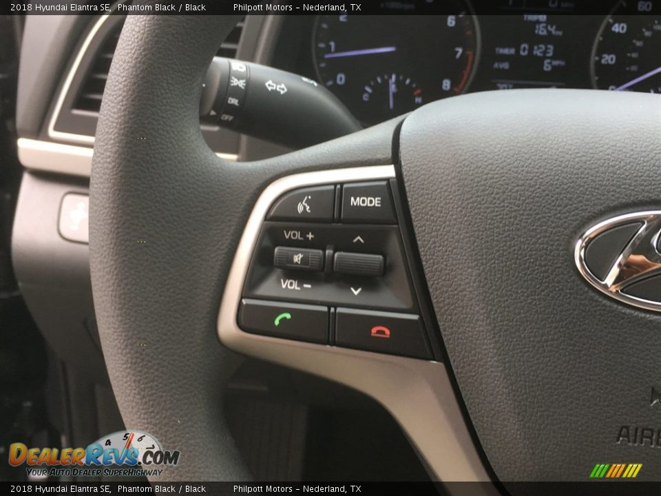 2018 Hyundai Elantra SE Phantom Black / Black Photo #10