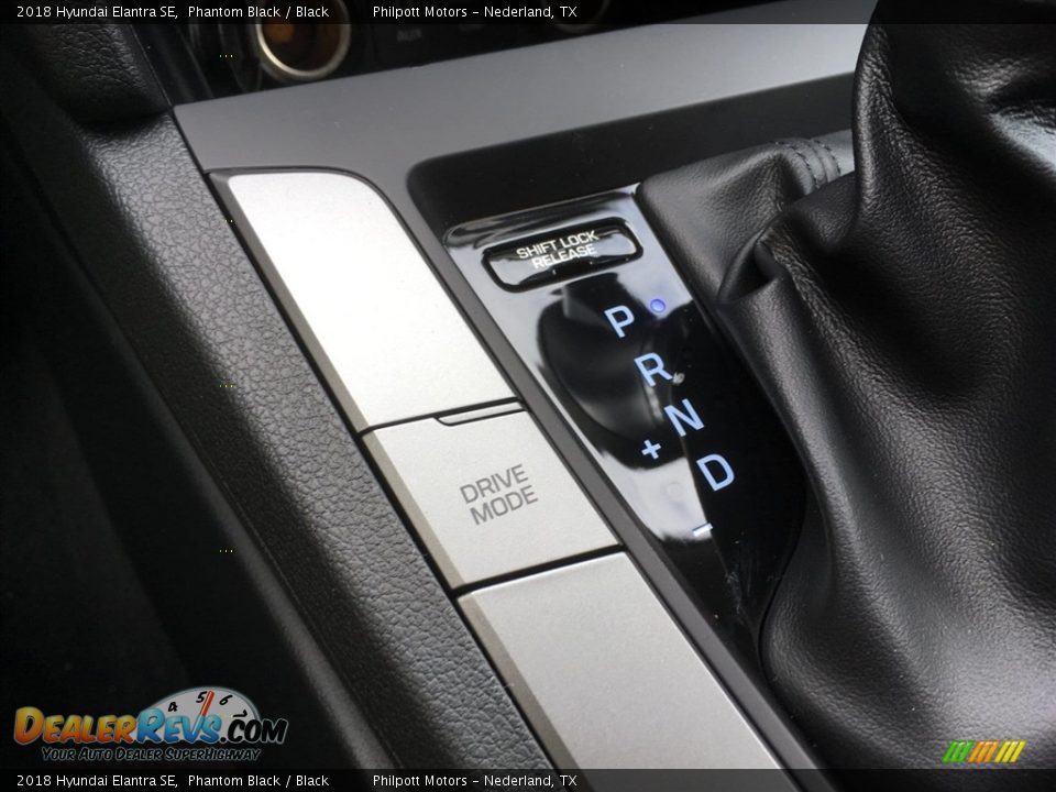 2018 Hyundai Elantra SE Phantom Black / Black Photo #17