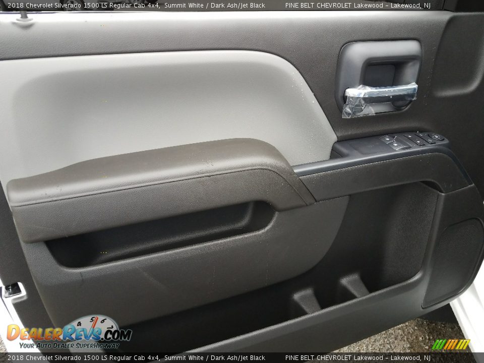 2018 Chevrolet Silverado 1500 LS Regular Cab 4x4 Summit White / Dark Ash/Jet Black Photo #8