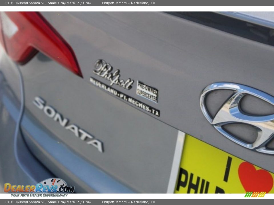 2016 Hyundai Sonata SE Shale Gray Metallic / Gray Photo #11
