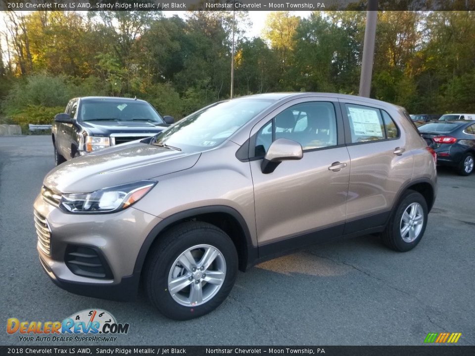 Front 3/4 View of 2018 Chevrolet Trax LS AWD Photo #1