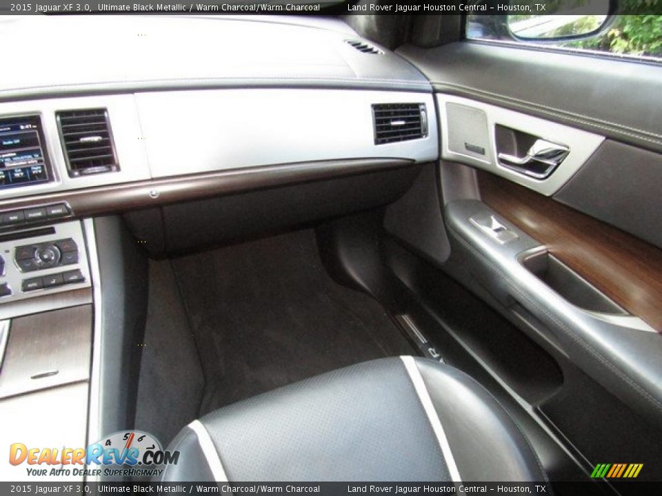 2015 Jaguar XF 3.0 Ultimate Black Metallic / Warm Charcoal/Warm Charcoal Photo #15