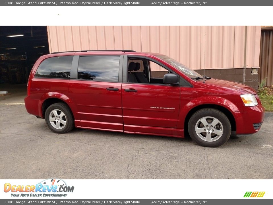2008 Dodge Grand Caravan SE Inferno Red Crystal Pearl / Dark Slate/Light Shale Photo #4