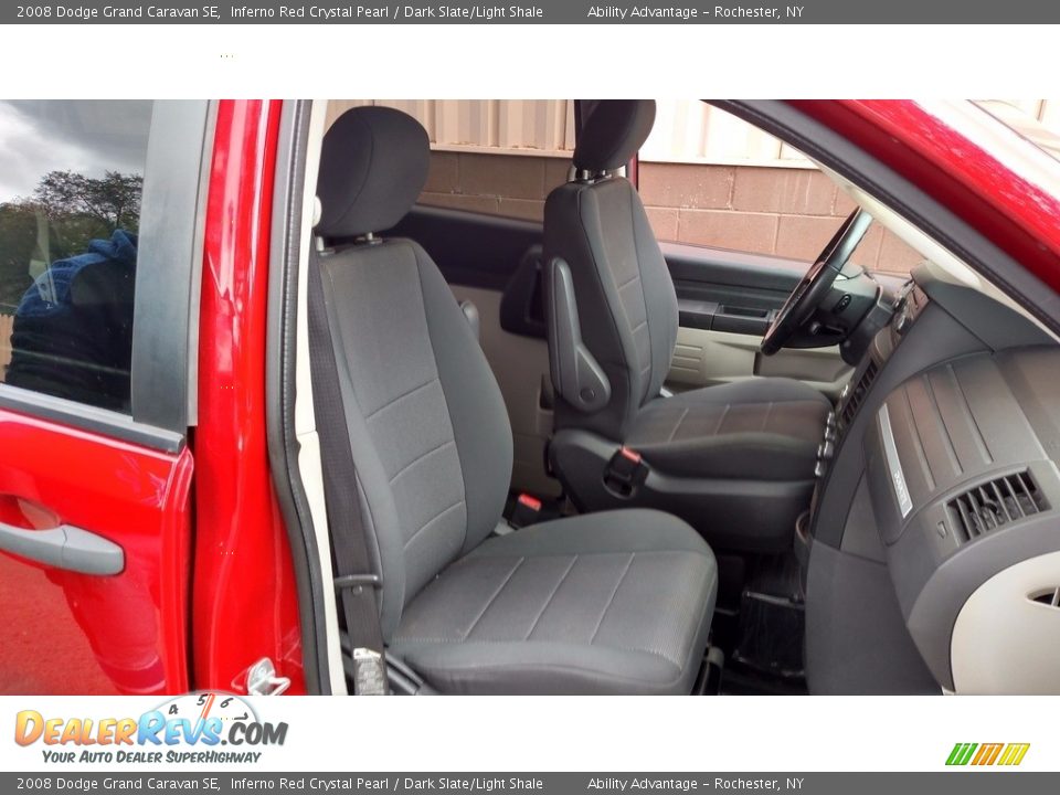 2008 Dodge Grand Caravan SE Inferno Red Crystal Pearl / Dark Slate/Light Shale Photo #23
