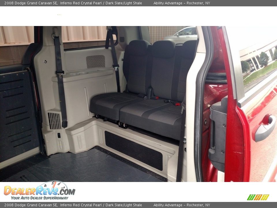 2008 Dodge Grand Caravan SE Inferno Red Crystal Pearl / Dark Slate/Light Shale Photo #24