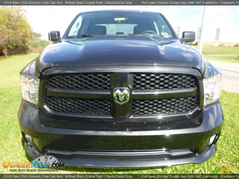 2018 Ram 1500 Express Crew Cab 4x4 Brilliant Black Crystal Pearl / Black/Diesel Gray Photo #12