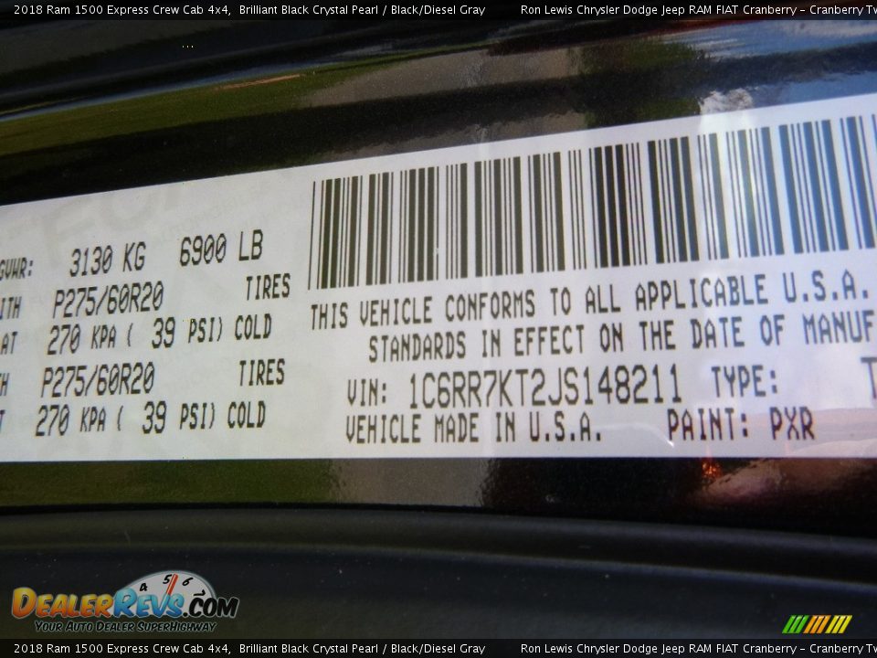 2018 Ram 1500 Express Crew Cab 4x4 Brilliant Black Crystal Pearl / Black/Diesel Gray Photo #15