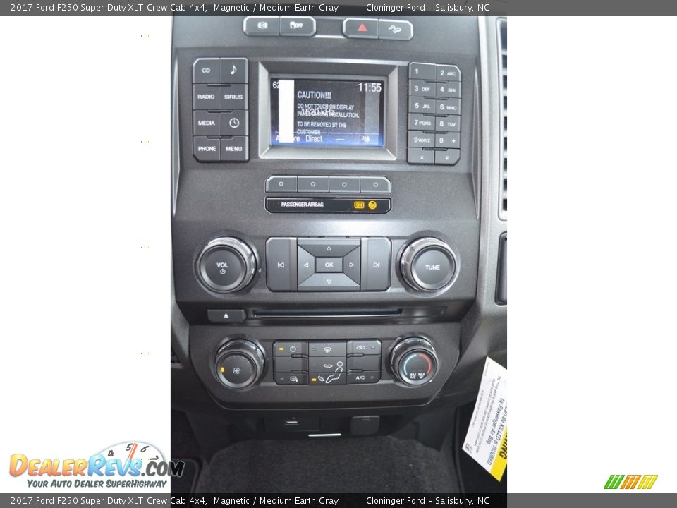 2017 Ford F250 Super Duty XLT Crew Cab 4x4 Magnetic / Medium Earth Gray Photo #11