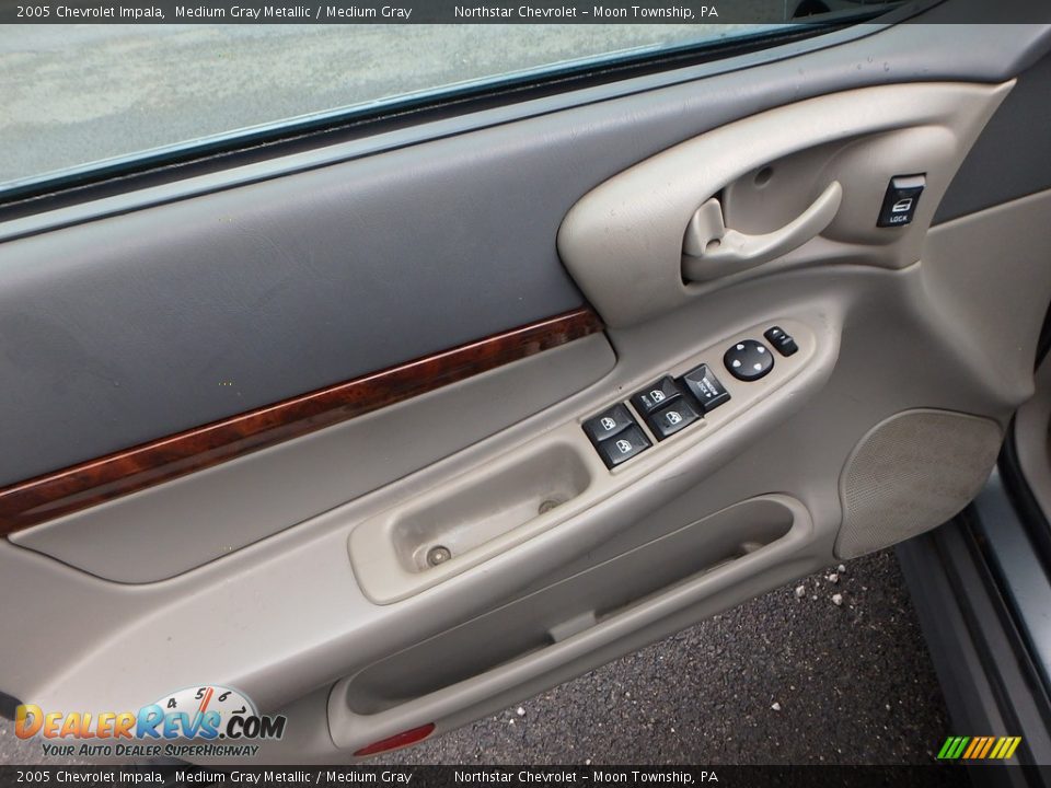 2005 Chevrolet Impala Medium Gray Metallic / Medium Gray Photo #11