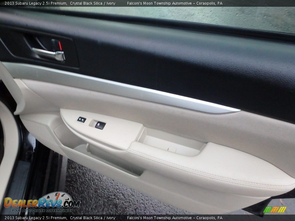 2013 Subaru Legacy 2.5i Premium Crystal Black Silica / Ivory Photo #12