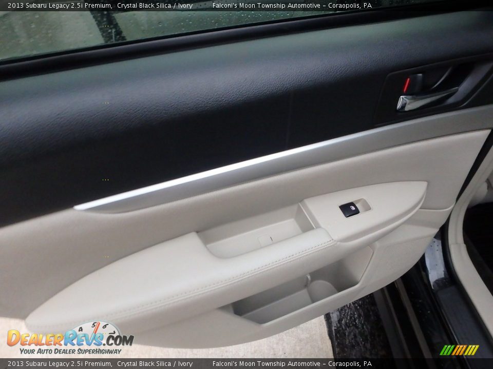 2013 Subaru Legacy 2.5i Premium Crystal Black Silica / Ivory Photo #18