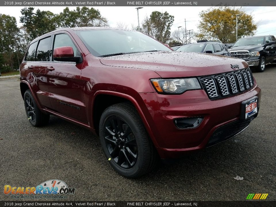 2018 Jeep Grand Cherokee Altitude 4x4 Velvet Red Pearl / Black Photo #1