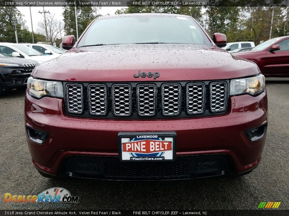2018 Jeep Grand Cherokee Altitude 4x4 Velvet Red Pearl / Black Photo #2