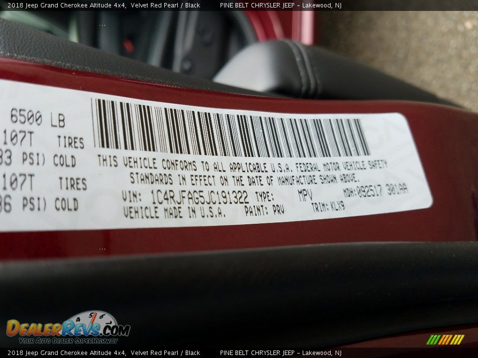 2018 Jeep Grand Cherokee Altitude 4x4 Velvet Red Pearl / Black Photo #9