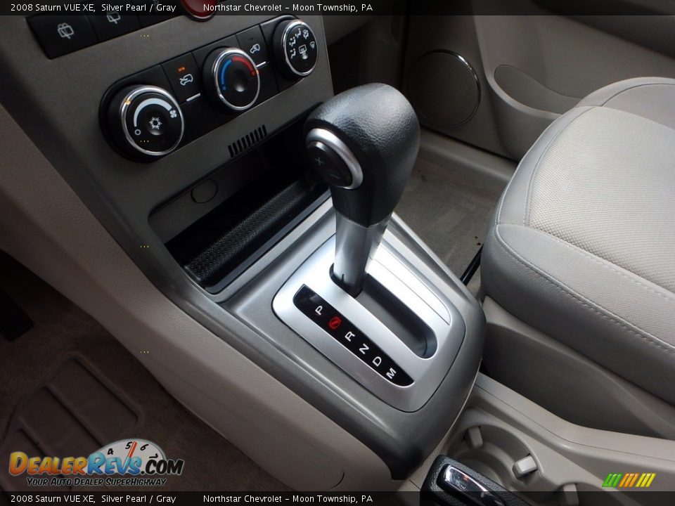 2008 Saturn VUE XE Silver Pearl / Gray Photo #12