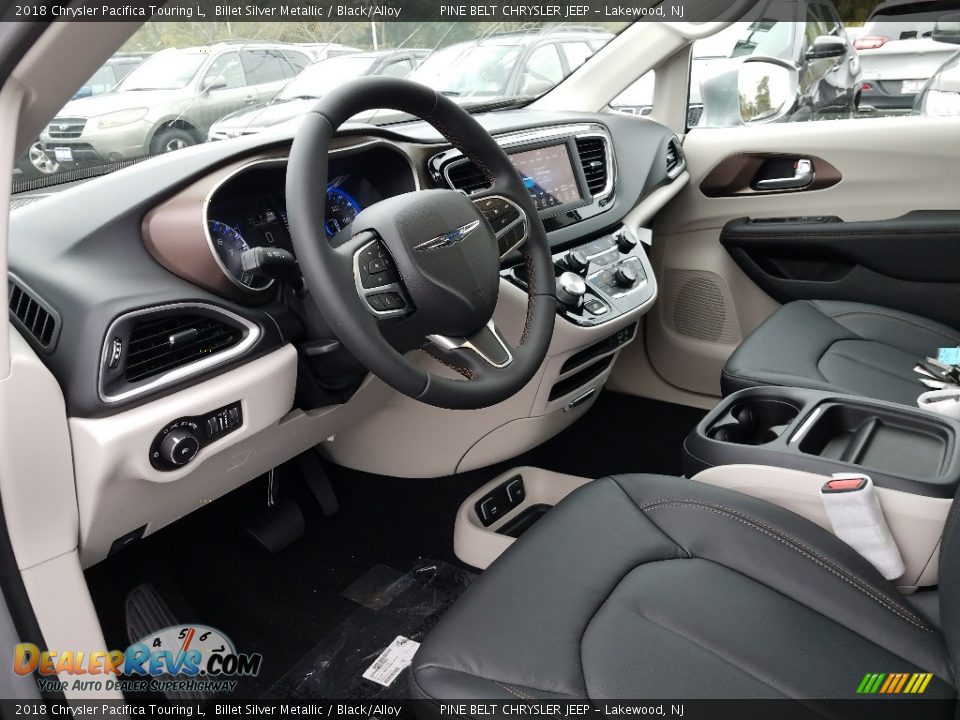 Black/Alloy Interior - 2018 Chrysler Pacifica Touring L Photo #7