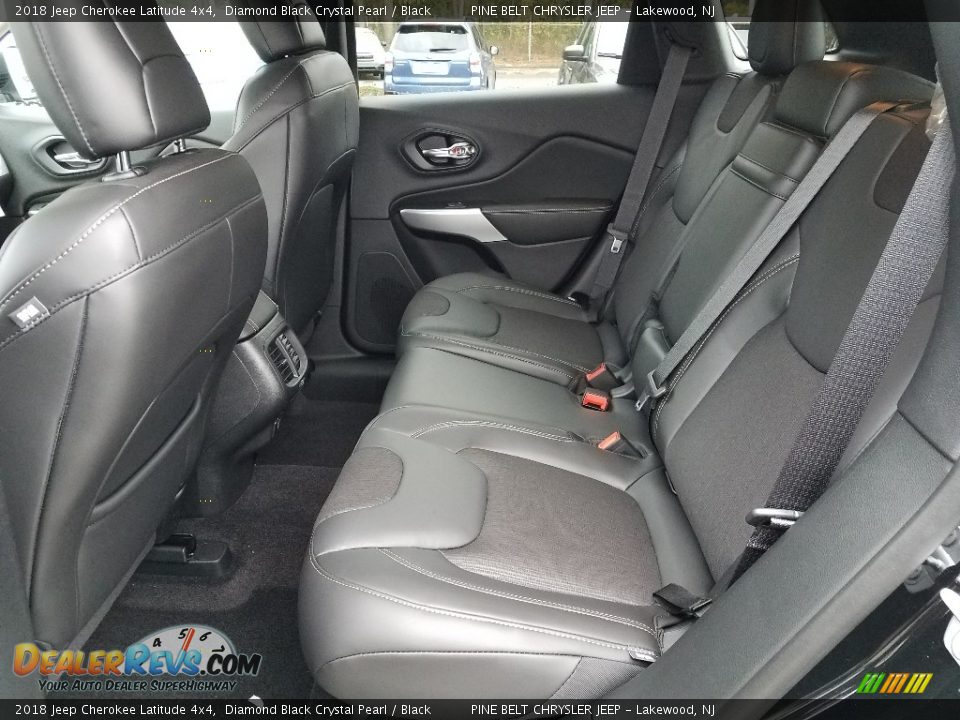 2018 Jeep Cherokee Latitude 4x4 Diamond Black Crystal Pearl / Black Photo #6