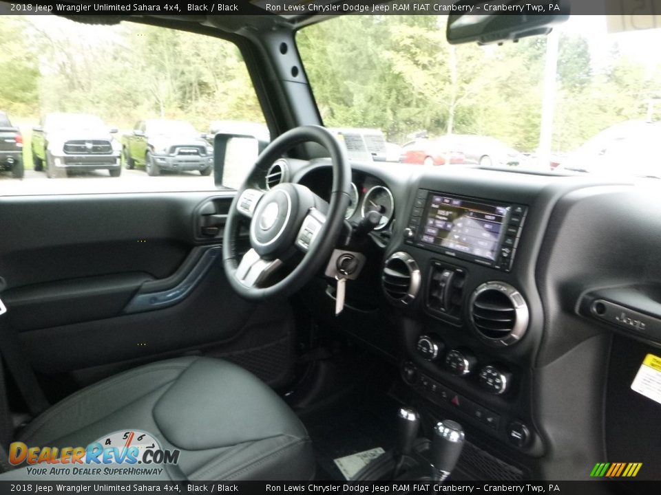 2018 Jeep Wrangler Unlimited Sahara 4x4 Black / Black Photo #11