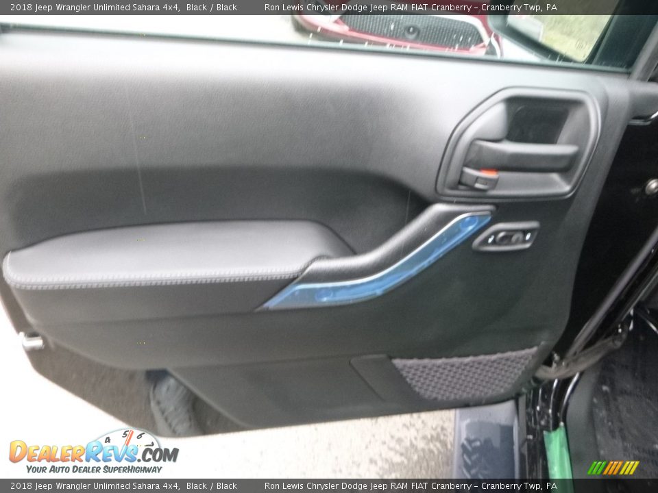 2018 Jeep Wrangler Unlimited Sahara 4x4 Black / Black Photo #14