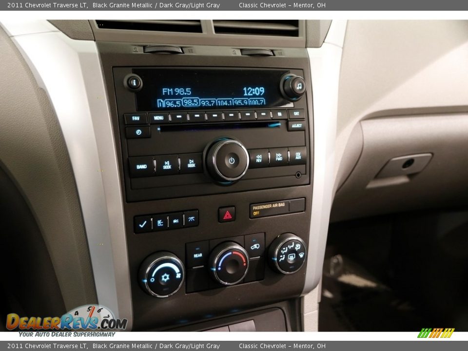 2011 Chevrolet Traverse LT Black Granite Metallic / Dark Gray/Light Gray Photo #8