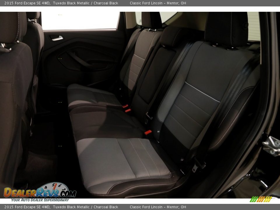 2015 Ford Escape SE 4WD Tuxedo Black Metallic / Charcoal Black Photo #16