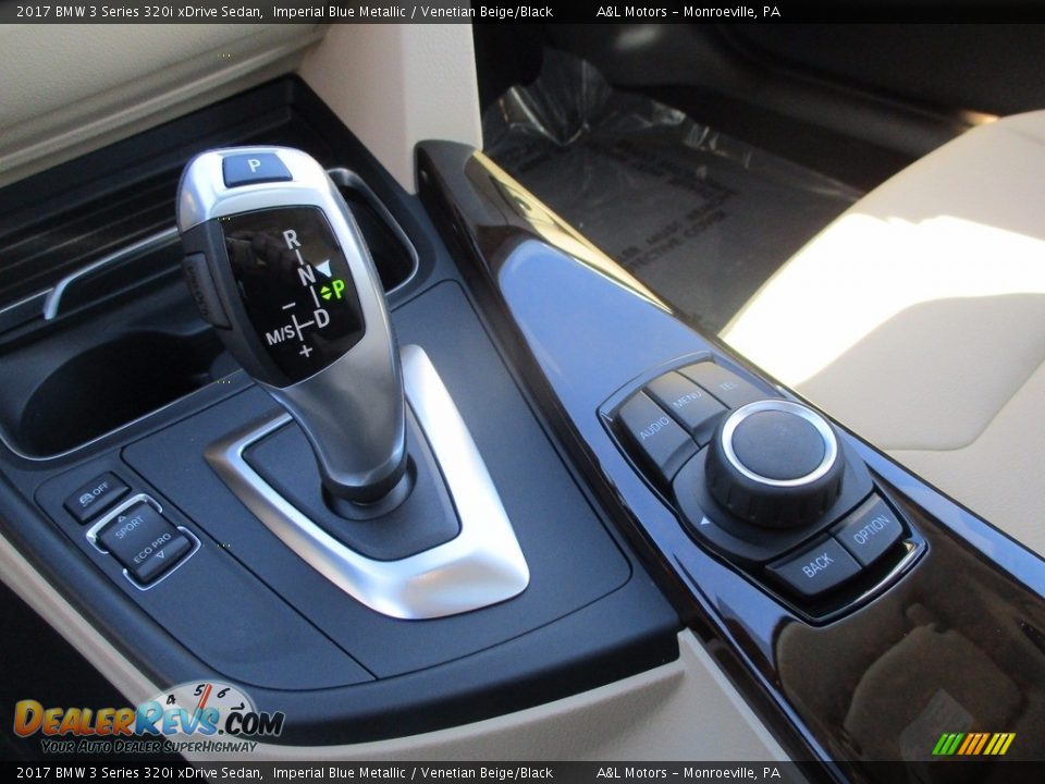 2017 BMW 3 Series 320i xDrive Sedan Imperial Blue Metallic / Venetian Beige/Black Photo #16
