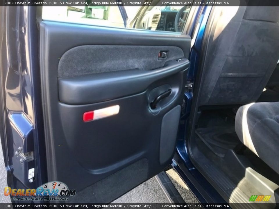 2002 Chevrolet Silverado 1500 LS Crew Cab 4x4 Indigo Blue Metallic / Graphite Gray Photo #26