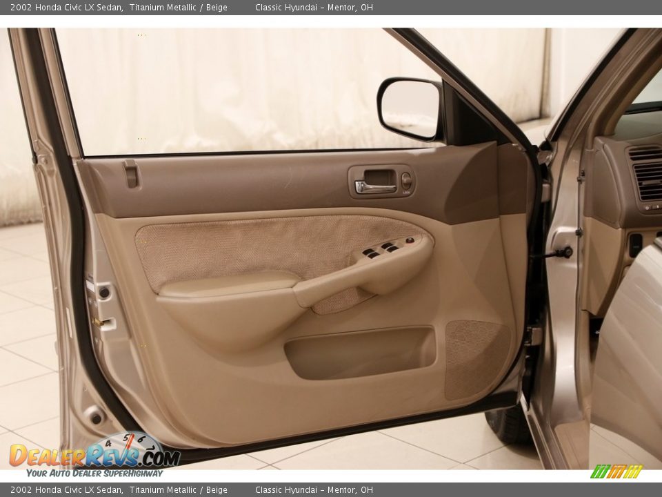 2002 Honda Civic LX Sedan Titanium Metallic / Beige Photo #4