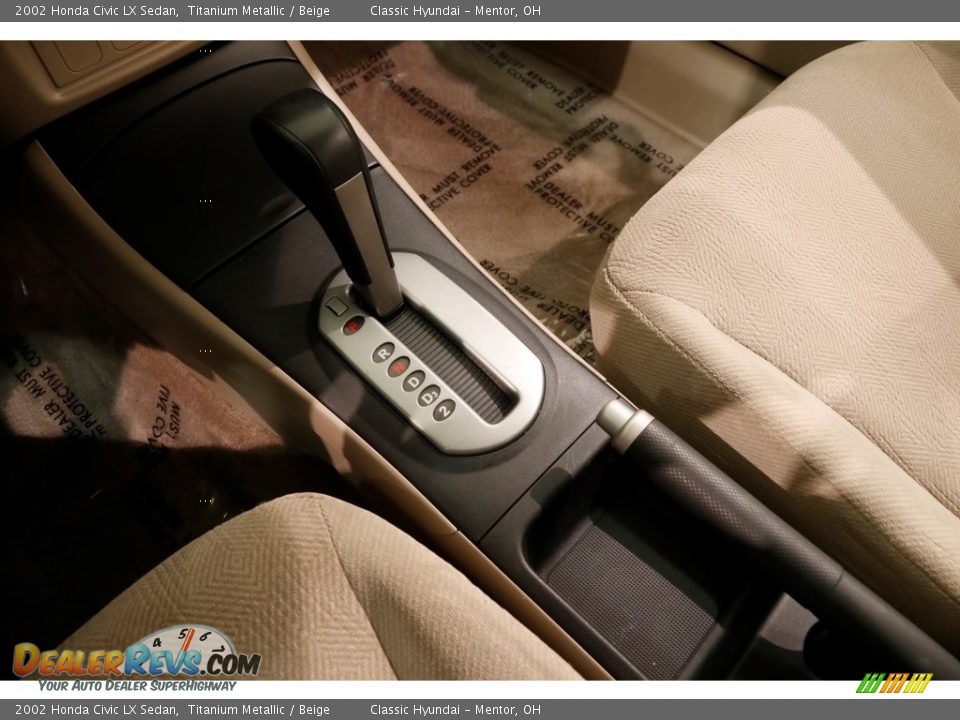 2002 Honda Civic LX Sedan Titanium Metallic / Beige Photo #10