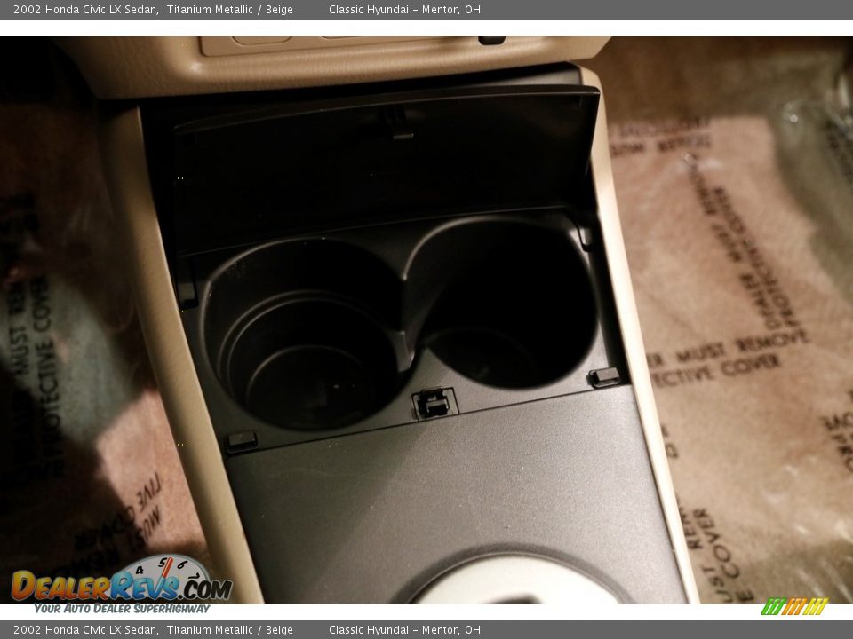 2002 Honda Civic LX Sedan Titanium Metallic / Beige Photo #11