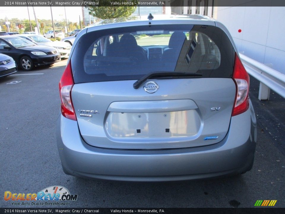 2014 Nissan Versa Note SV Magnetic Gray / Charcoal Photo #4