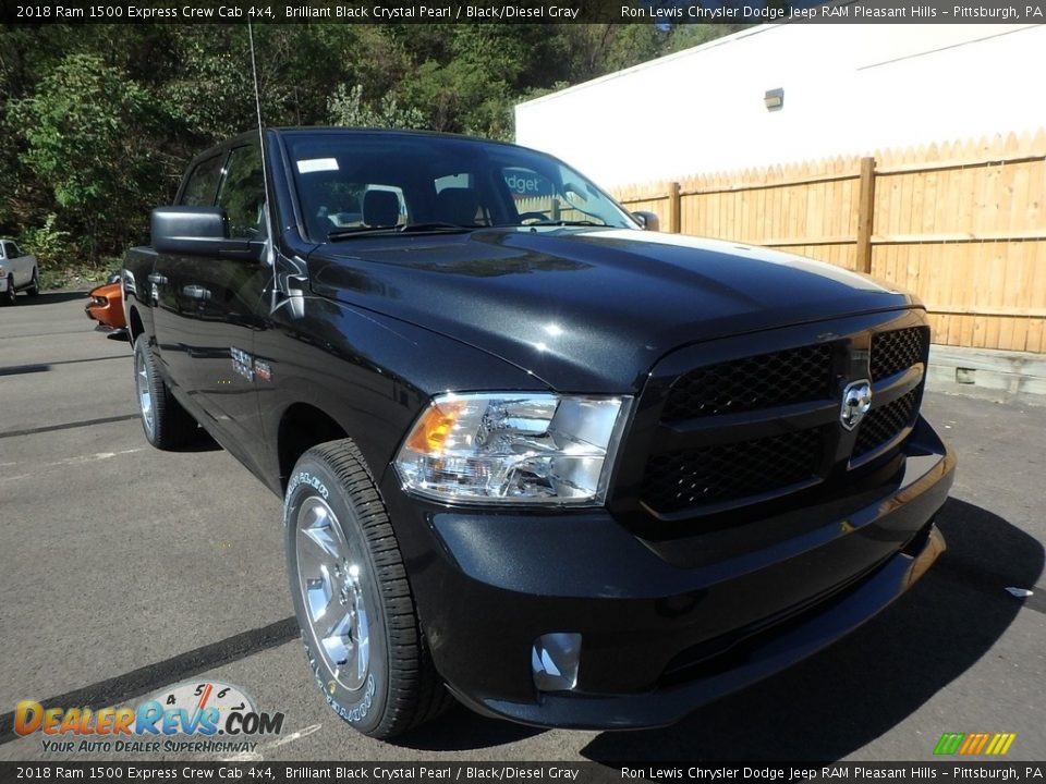 2018 Ram 1500 Express Crew Cab 4x4 Brilliant Black Crystal Pearl / Black/Diesel Gray Photo #7