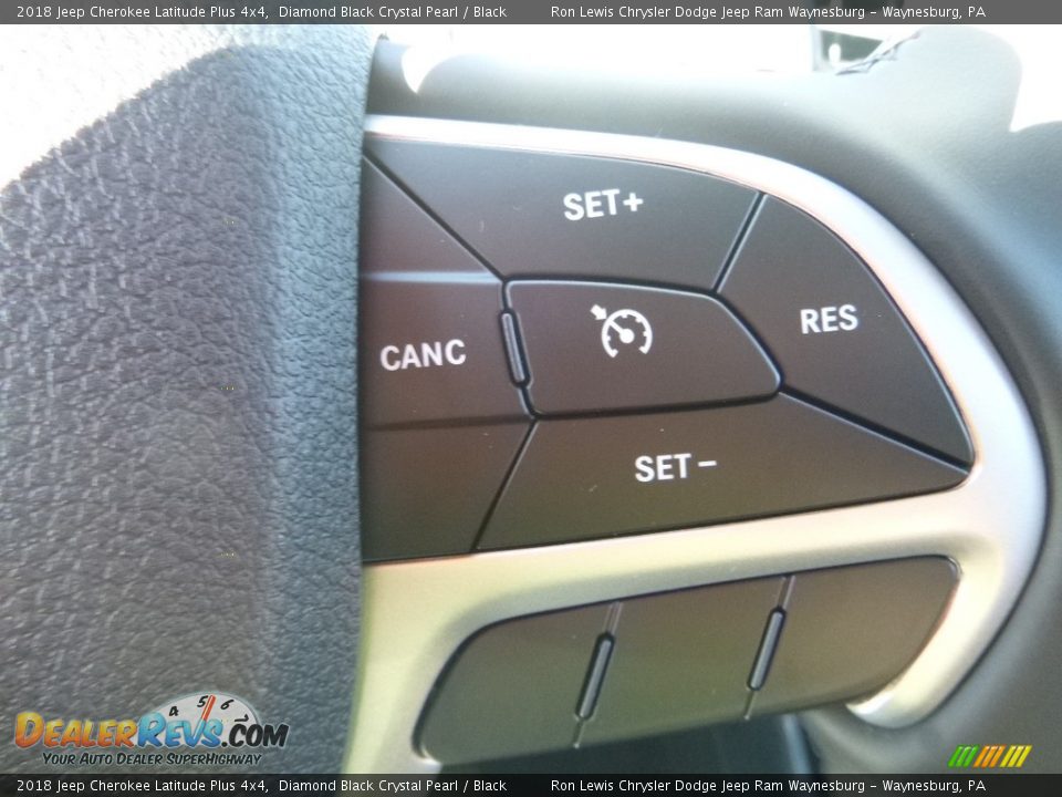 2018 Jeep Cherokee Latitude Plus 4x4 Diamond Black Crystal Pearl / Black Photo #18