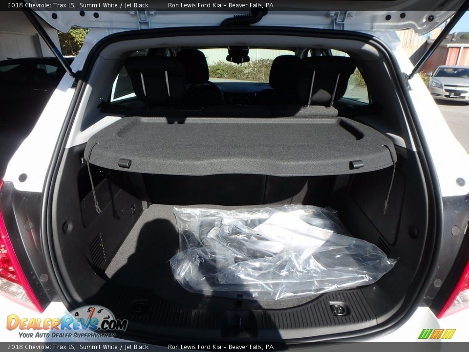 2018 Chevrolet Trax LS Summit White / Jet Black Photo #4