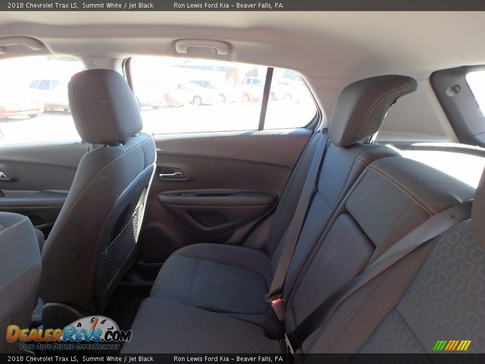 2018 Chevrolet Trax LS Summit White / Jet Black Photo #12