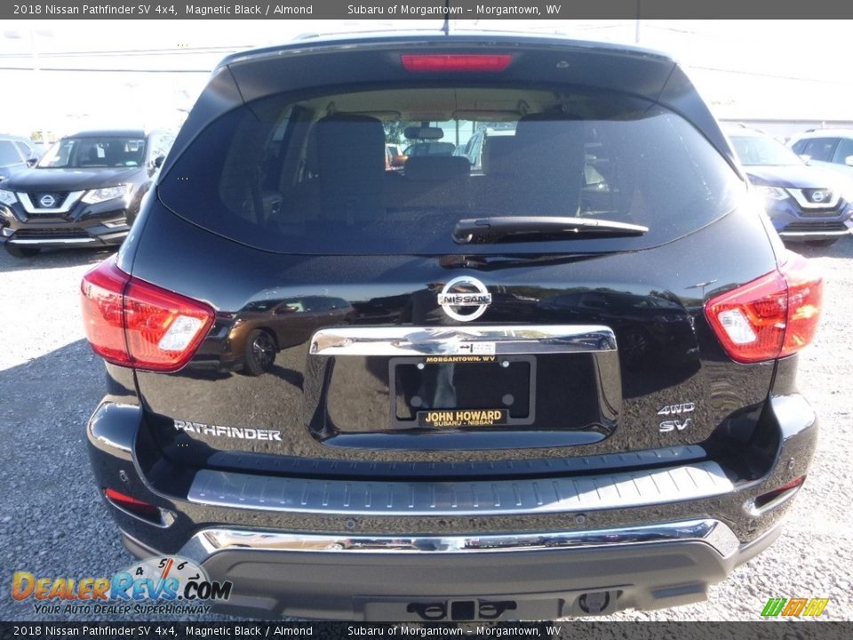 2018 Nissan Pathfinder SV 4x4 Magnetic Black / Almond Photo #5