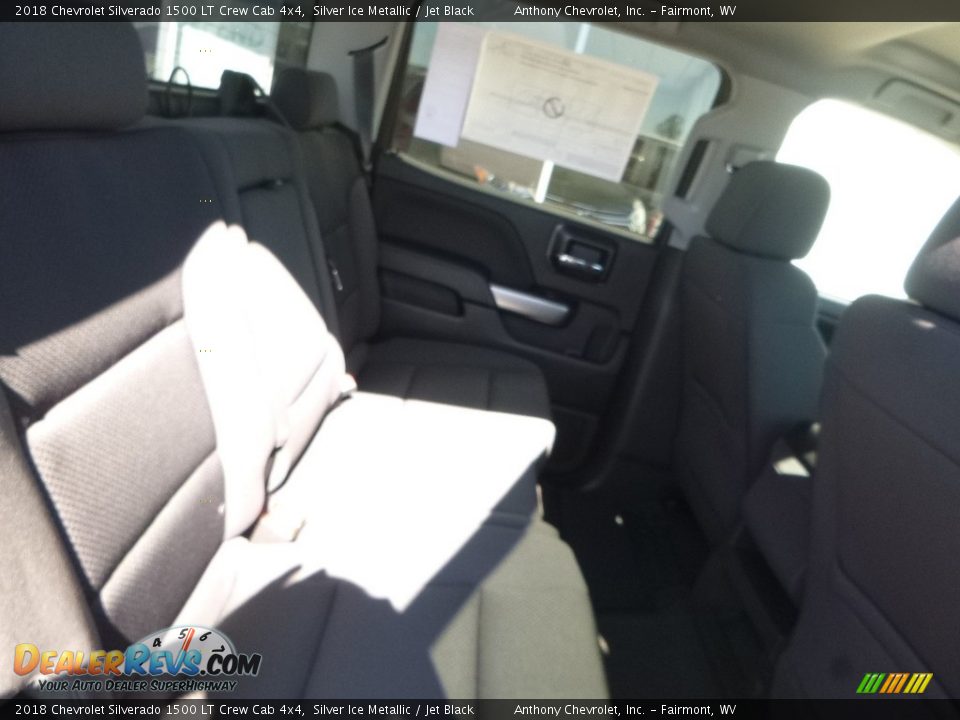 2018 Chevrolet Silverado 1500 LT Crew Cab 4x4 Silver Ice Metallic / Jet Black Photo #6