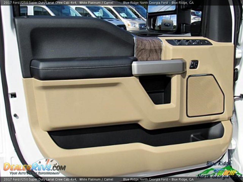 2017 Ford F250 Super Duty Lariat Crew Cab 4x4 White Platinum / Camel Photo #30