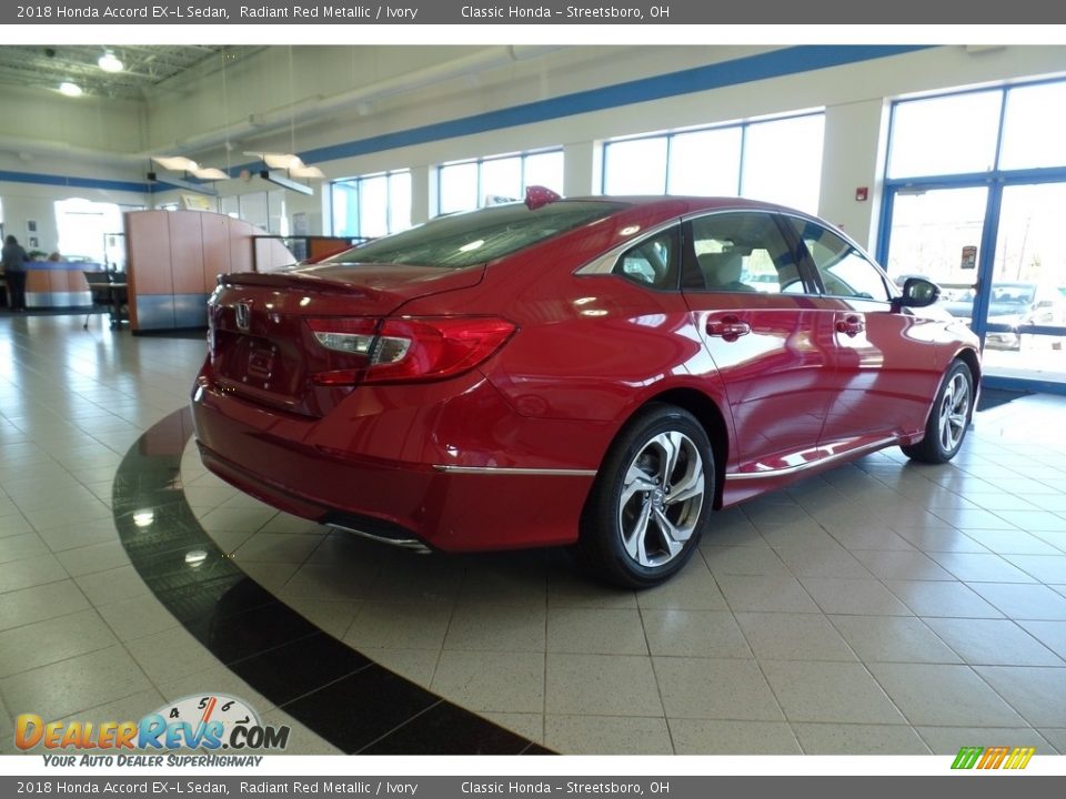 2018 Honda Accord EX-L Sedan Radiant Red Metallic / Ivory Photo #5